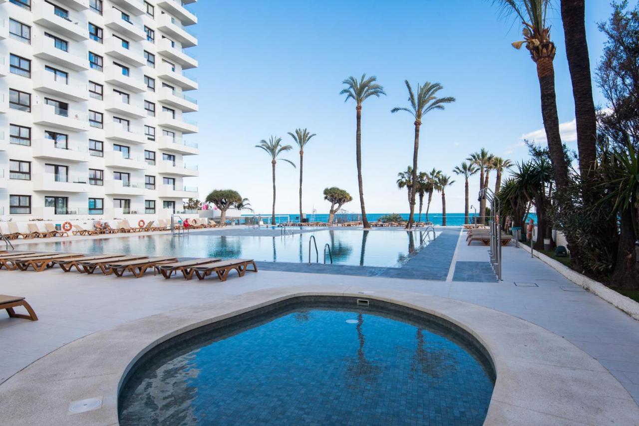 Aloha Puerto Private Apartment 1St Line Carihuela Beach Torremolinos Exterior foto